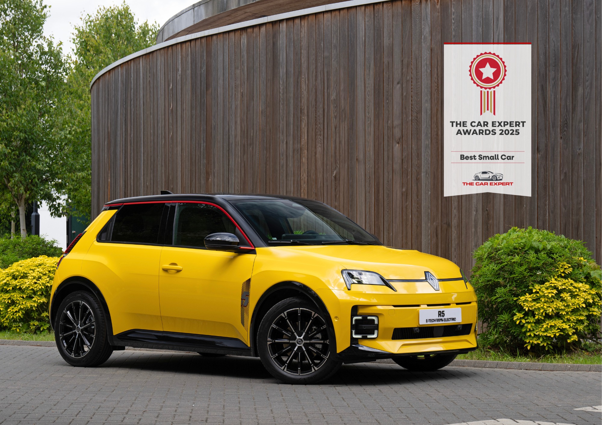 Renault 5 EV and Renault Scenic win at The Car Expert Awards 2025